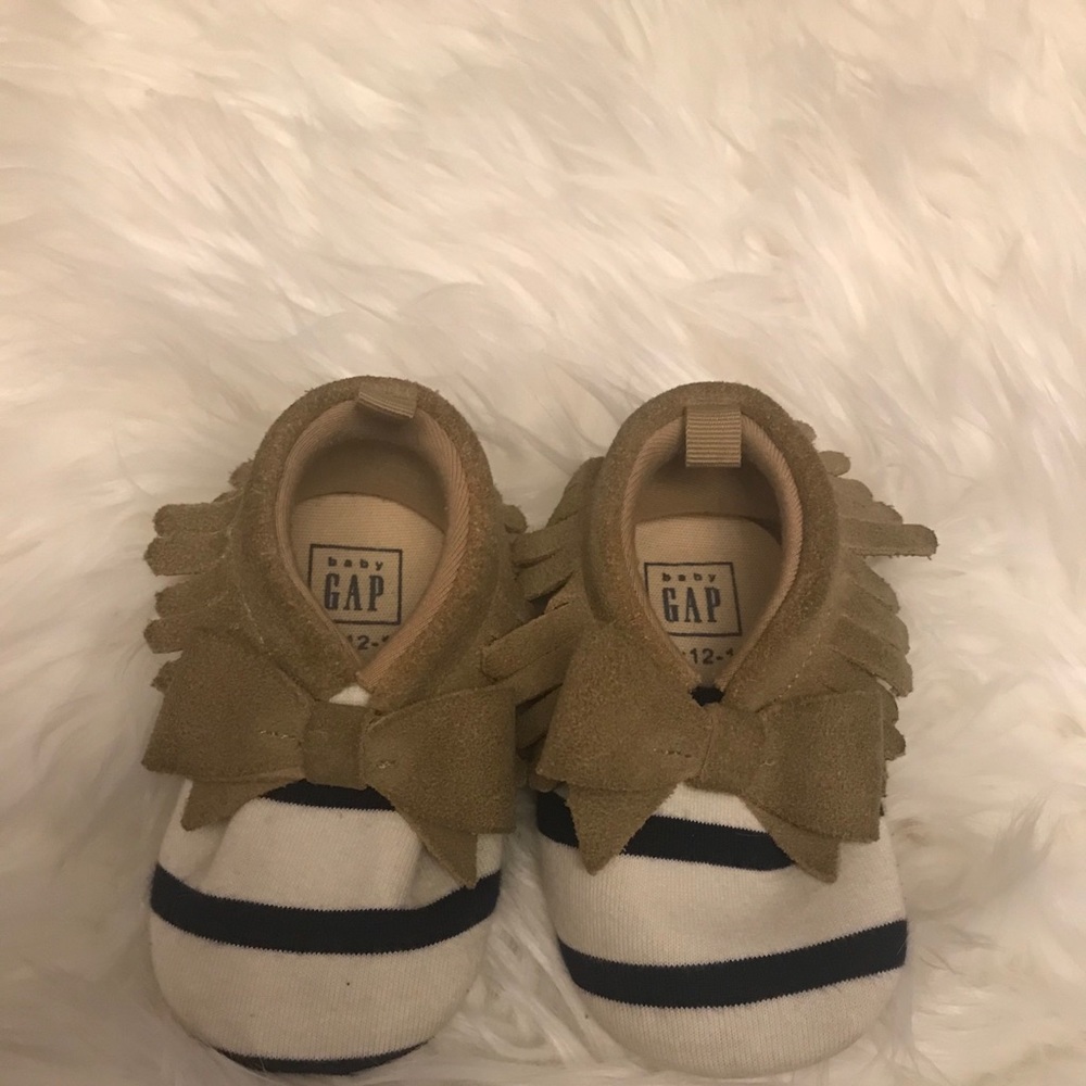 Baby soft bottom shoes